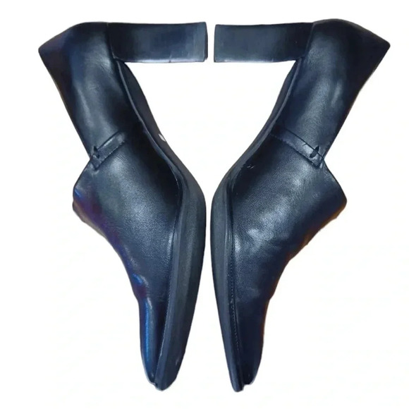 Franco Sarto Black Almond Toe Heels Size 6M - Picture 5 of 8